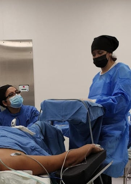 Slider image (3) Dra. Fatima de la Garza - Urologist